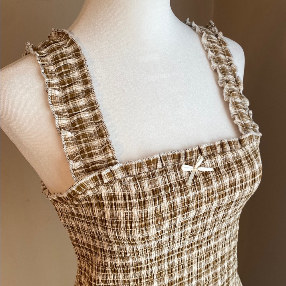 EUC Stretchy Ruched Check Tank M - Picture 2 of 4